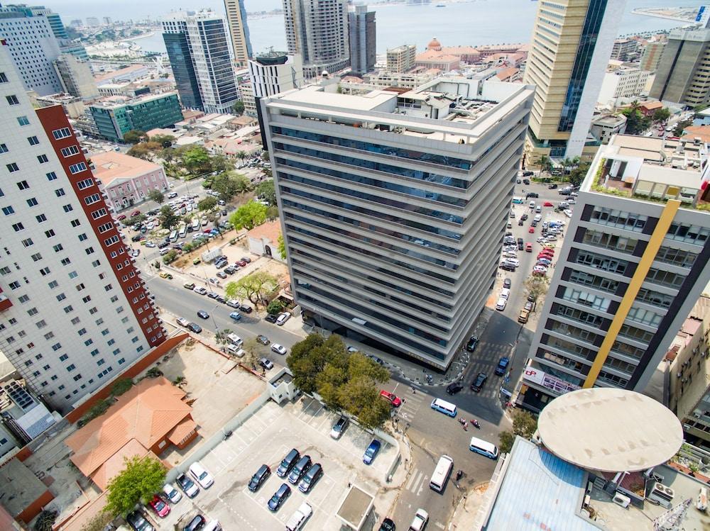 Skyna Hotel Luanda Exterior photo