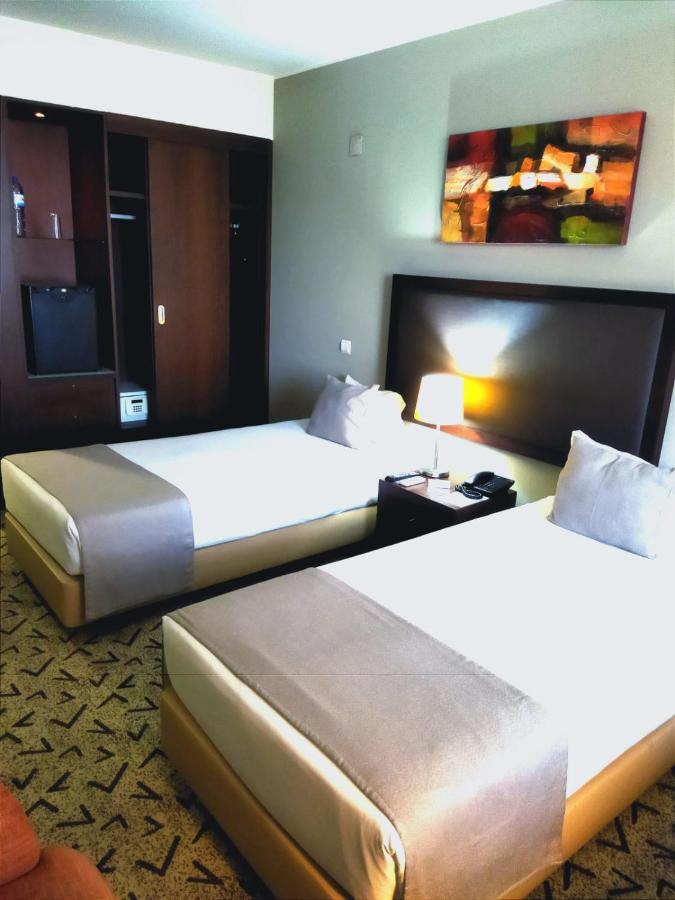 Skyna Hotel Luanda Exterior photo