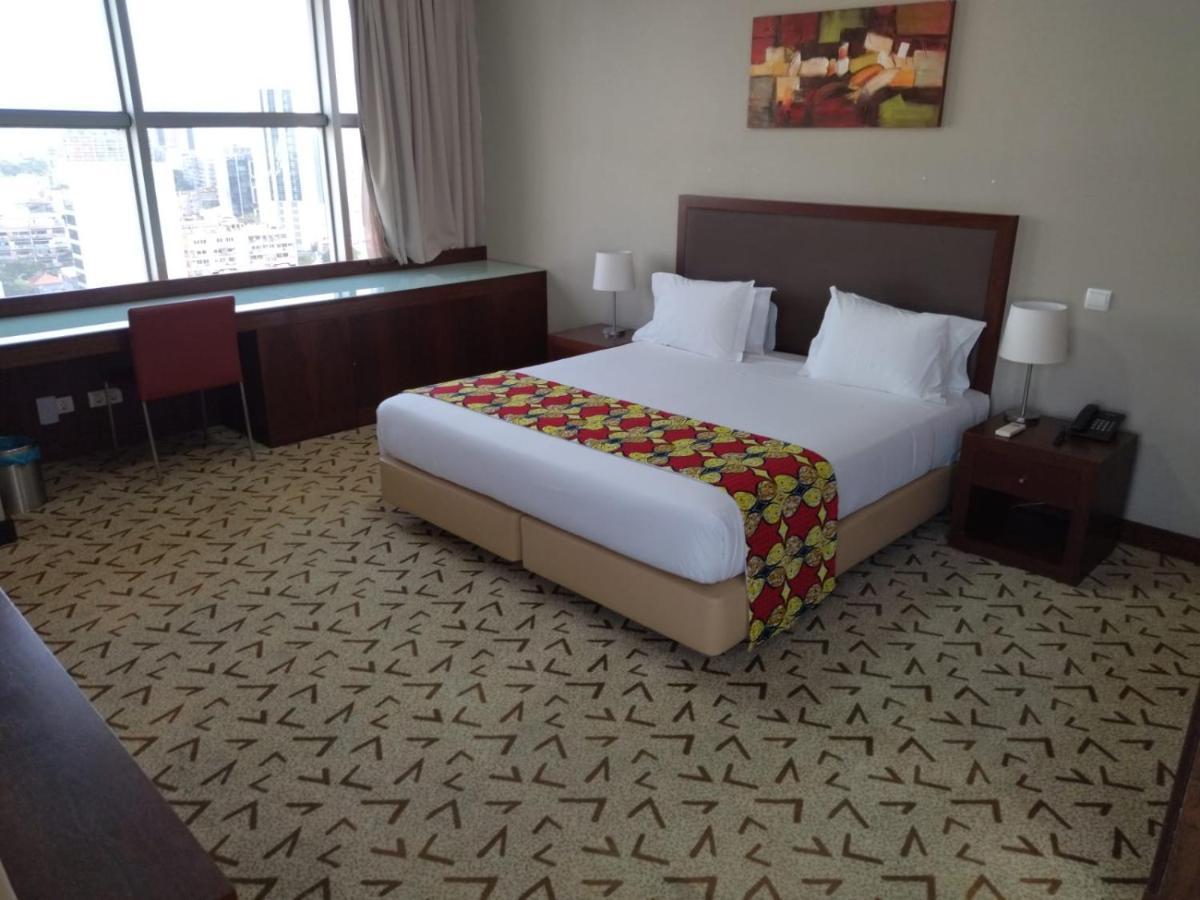 Skyna Hotel Luanda Exterior photo