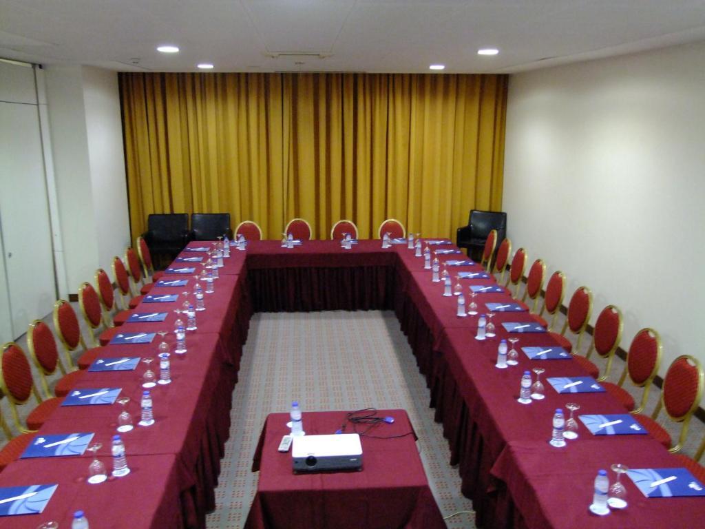 Skyna Hotel Luanda Exterior photo
