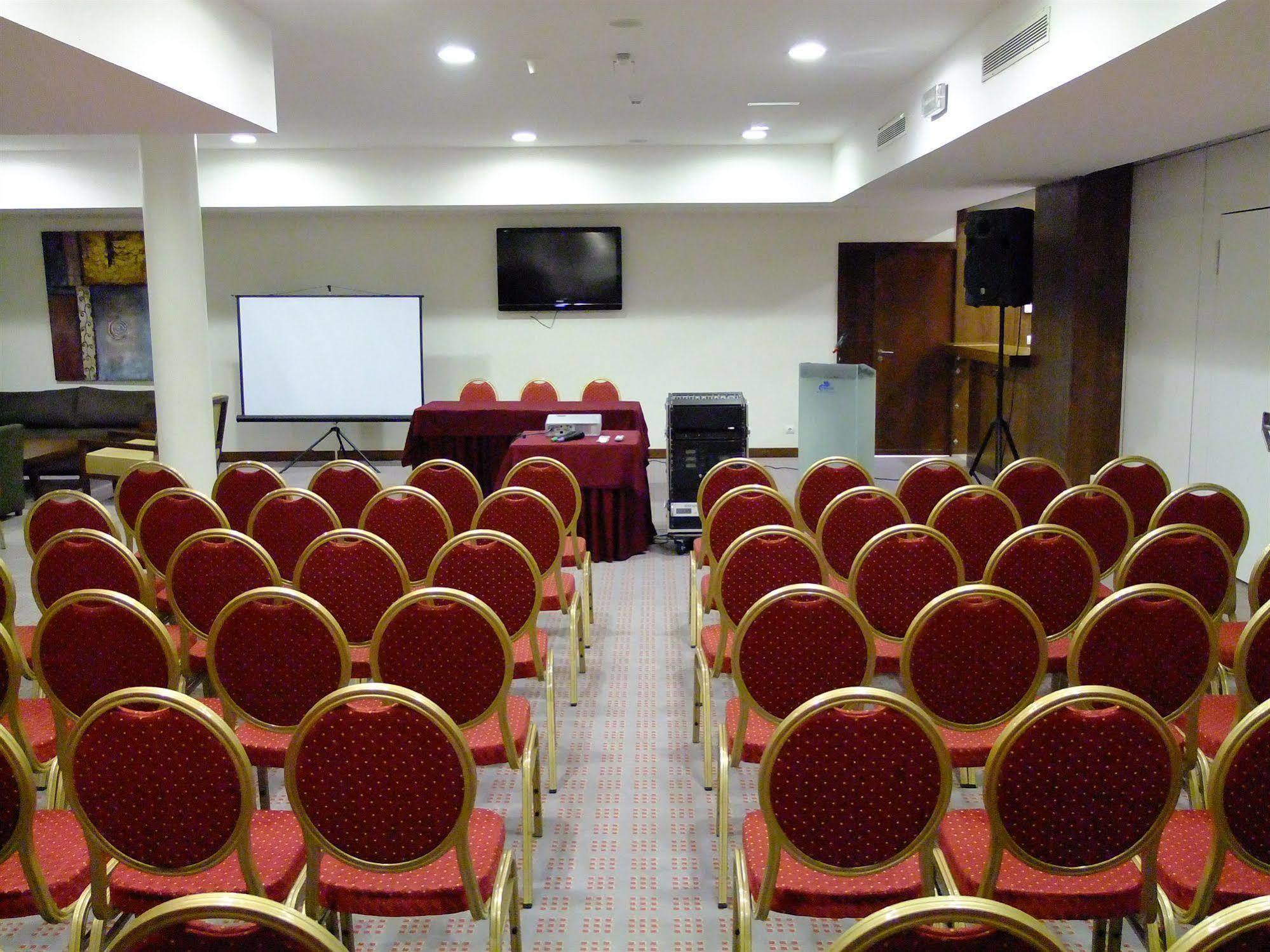 Skyna Hotel Luanda Exterior photo