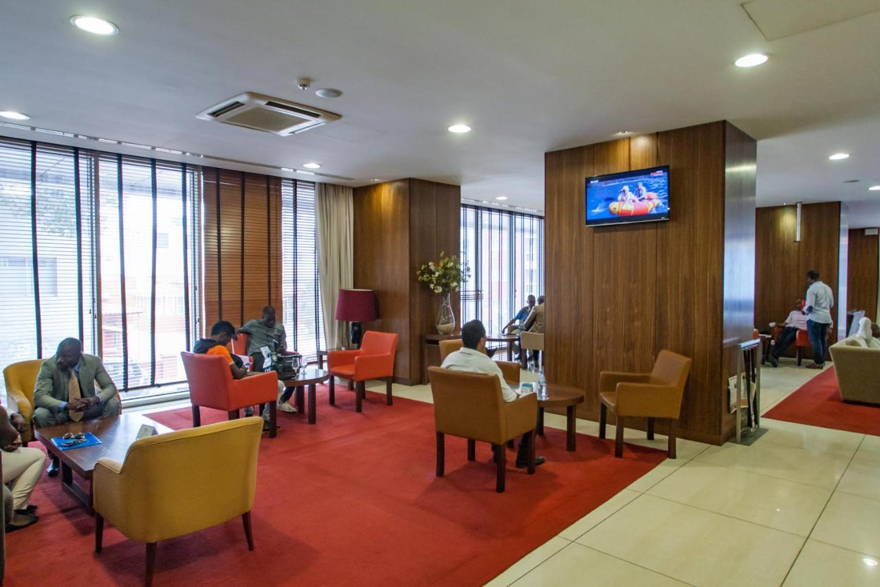 Skyna Hotel Luanda Exterior photo
